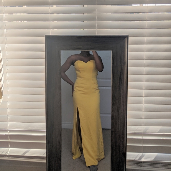 La Femme Yellow Strapless Dress - Picture 5 of 8